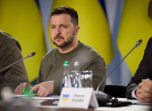 אוקראינה רוכשת בסין אלפי רחפני DJI Mavic