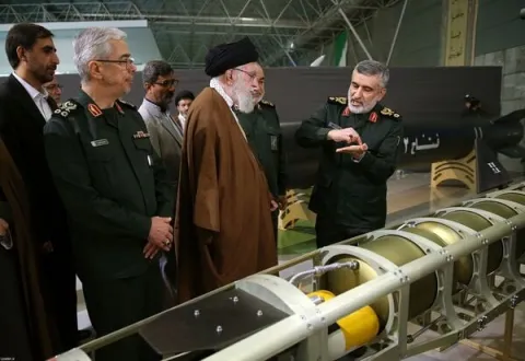 איראן: שיגרנו לישראל טיל היפר-סוני Fattah-2