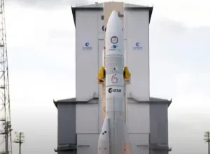 אריאן-6 ממריא: אירופה נכנסת לעידן חדש של משימות חלל צבאיות